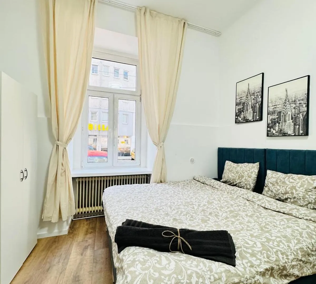 Comfortable 5Br Shared Apt 10 Minute Walk To Matzleinsdorfer Platz Vienna Apartment