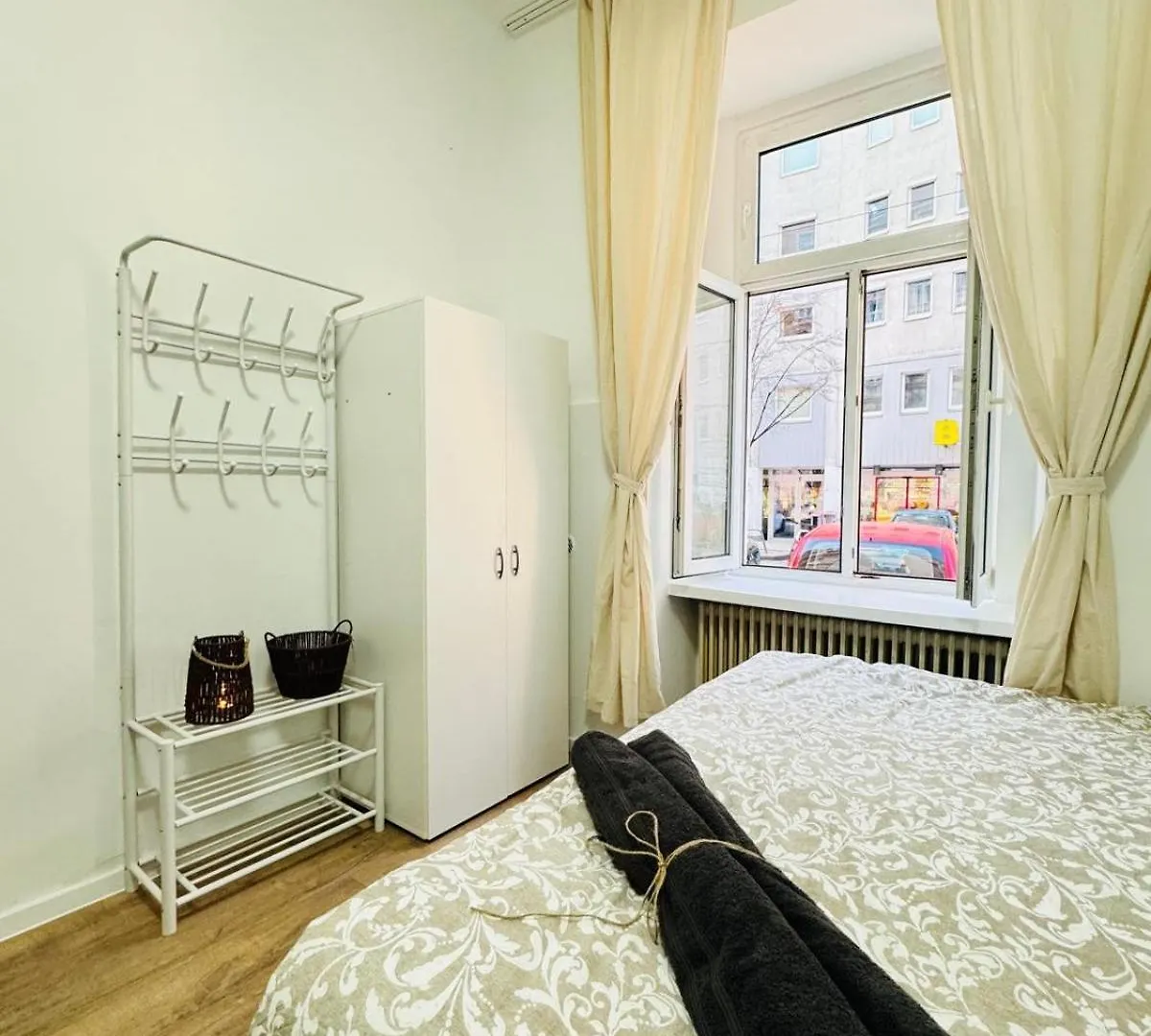 Comfortable 5Br Shared Apt 10 Minute Walk To Matzleinsdorfer Platz Vienna Austria