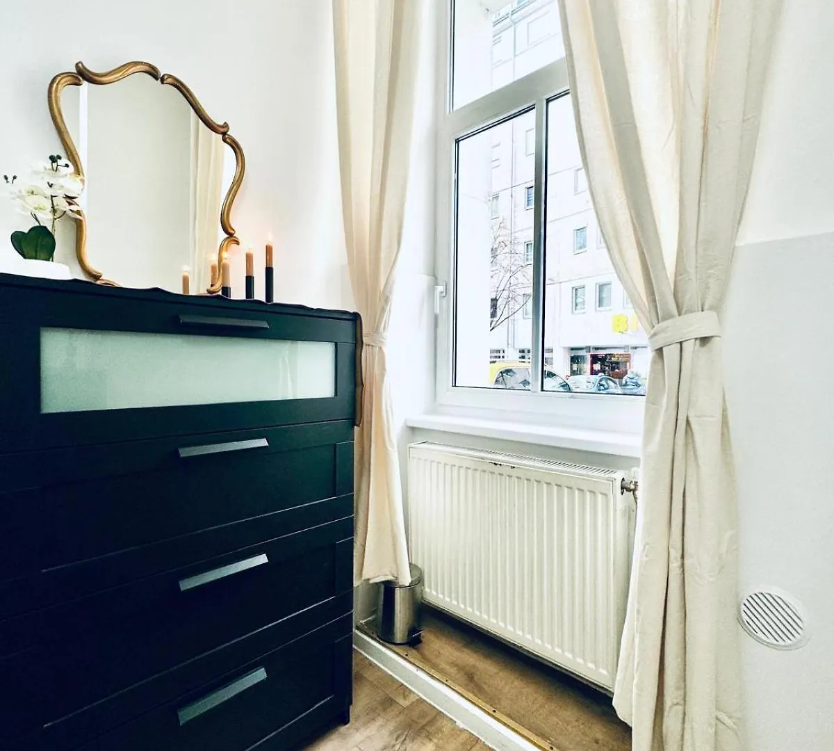 Comfortable 5Br Shared Apt 10 Minute Walk To Matzleinsdorfer Platz Vienna Apartment