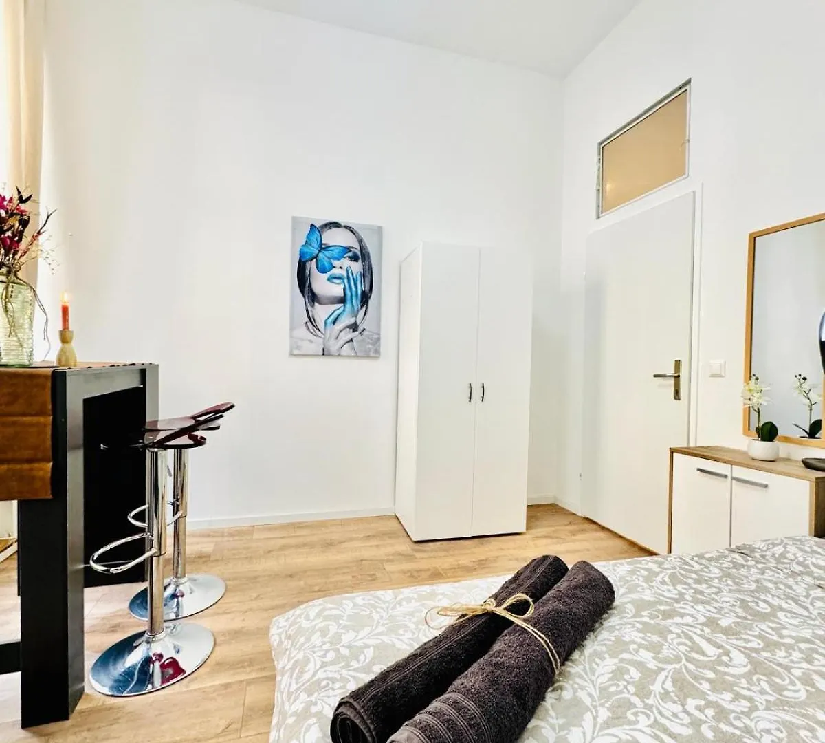 Comfortable 5Br Shared Apt 10 Minute Walk To Matzleinsdorfer Platz Vienna 0*,